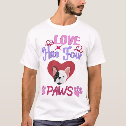 Love has four Paws Valentijnsdag Bulldog Couple T-shirt (Voorkant)