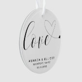 Love Heart Black and White Wedding Favor Ornament (voorkant)