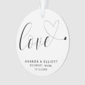 Love Heart Black and White Wedding Favor Ornament (voorkant)