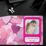 Love Heart Confetti Deel mijn frietjes Bureaumat<br><div class="desc">Breng liefde en gelach naar je bureau met deze aangepaste bureaumat! Met een romantische foto,  glinsterende roze hart confetti,  en de humoristische citaat: "Ik zou mijn frietjes met je delen. Dat is liefde, " deze bureaulamp combineert stijl en functionaliteit.</div>