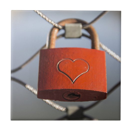 Love Heart Padlock Tegeltje (Voorkant)