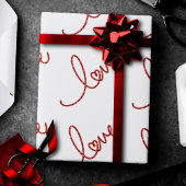 Love Heart Script | Eenvoudige Rode Typografie op Cadeaupapier