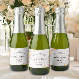 Love in Full Bloom – Springtime Wedding Sparkling Wijnetiket