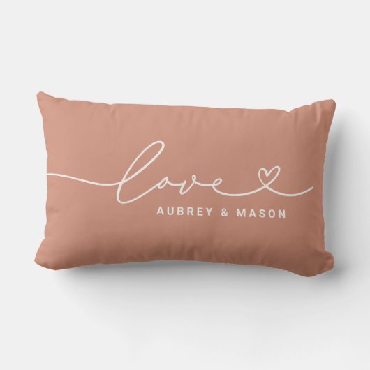 Love in Heart Script Muted Clay Custom Monogram Kussen (Achterkant)