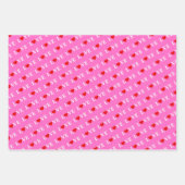 LOVE in LOVE verpakt met LOVE All Purpose Inpakpapier Vel (Voorkant)