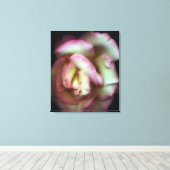 <Love is a Rose>van Nathan Griffith Canvas Afdruk (Insitu (Houten vloer))