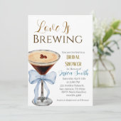 Love is Brewing Blue Bridal Shower Invitation  Kaart (Staand voorkant)
