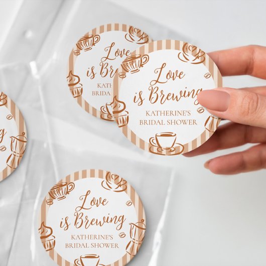 Love is Brewing Bridal Shower  Ronde Sticker