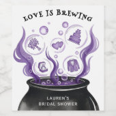 Love is Brewing Cauldron Halloween Baby Shower Wijn Etiket (Enkel label)
