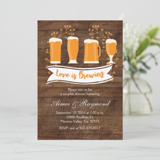 Love is Brewing Couples Shower Invitation Kaart (Staand voorkant)
