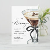 Love Is Brewing Espresso Martini Bridal Shower Kaart (Staand voorkant)