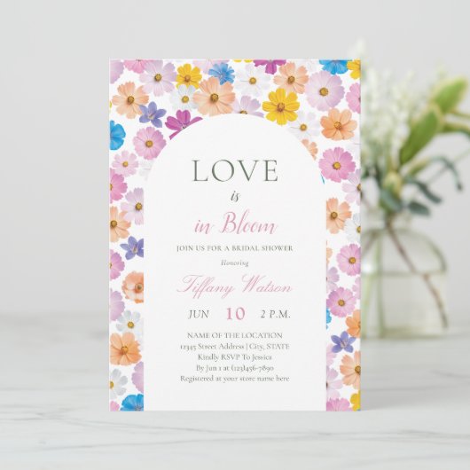 Love is in Bloom Wildflower Garden Bridal Shower Kaart (Staand voorkant)