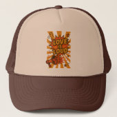 Love Is Loud Bold Comic-Style Statement Trucker Pet (Voorkant)