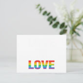 Love is Love LGBT Flag Aankondigingskaart (Staand voorkant)