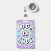 Love Is Love Pride Badge (Voorzijde met uittrekbare clip)