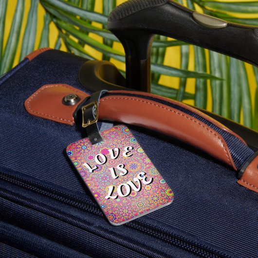Love Is Love Pride Bagagelabel (Voorkant Insitu 1)