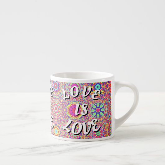 Love Is Love Pride  Espresso Kop (Rechts)