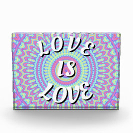 Love Is Love Pride Fotoblokken