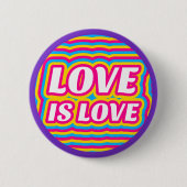 Love Is Love Pride Knop – Regenboog & Paarse Ring Ronde Button 5,7 Cm (Voorkant)