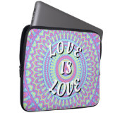 Love Is Love Pride Laptop Sleeve (Voorkant Rechts)