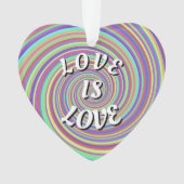 Love Is Love Pride Ornament (voorkant)