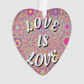 Love Is Love Pride Ornament (voorkant)