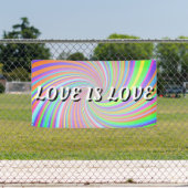 Love Is Love Pride Spandoek (Insitu)