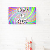 Love Is Love Pride Spandoek (Insitu)