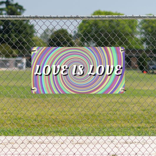 Love Is Love Pride Spandoek (Insitu)