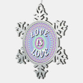 Love Is Love Pride Tin Sneeuwvlok Ornament (Rechts)