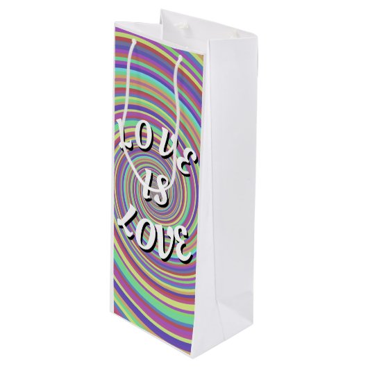 Love Is Love Pride Wijn Cadeautas (Voorkant Gekanteld)