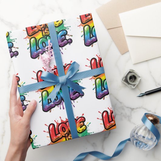 Love Is Love - Rainbow Pride Quote Art  Cadeaupapier (Geschenken)
