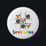 Love Is Love Tic Tac Toe Rainbow Pride Flag LGBTQ  Ronde Button 5,7 Cm<br><div class="desc">Show your pride with this colorful tic-tac-toe Lgbtq button pin,  it's perfect for backpacks,  jackets,  hats,  tote bag. Wear it at Pride events ,  parades or  as an everyday symbol of love and support for the LGBTQ community.</div>