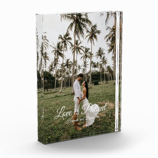Love is Patient Couple's Photo and Name Fotoblokken (Links)