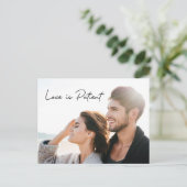 Love is Patient Photo Save the NEW date Wedding Briefkaart (Staand voorkant)
