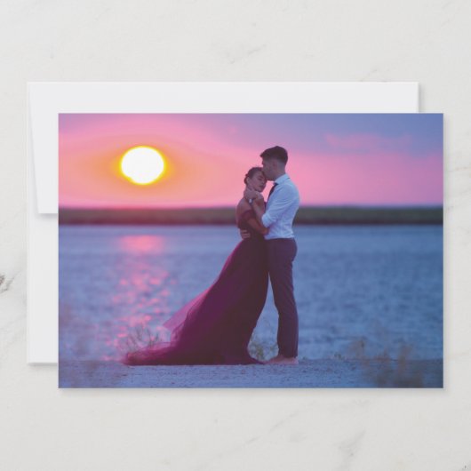 Love is Patient Script Photo Wedding Postponement Kaart (Achterkant)