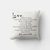 Love is Patient (scripture verse) B&W w pinstripes Kussen (Voorkant)