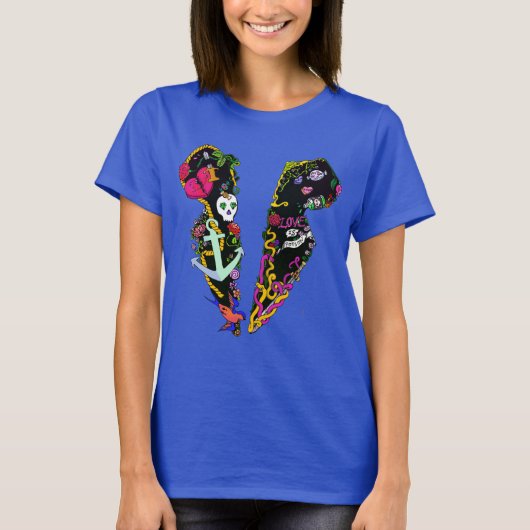 Love is Poison Tattoo Tux Graphic T-Shirt (Voorkant)