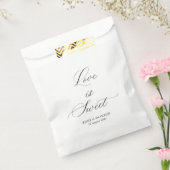 Love is sweet black script wedding bedankzakje (Gezegeld)