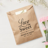 Love is Sweet Black Wedding Monogram Bedankzakje (Gezegeld)
