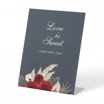 Love is Sweet Burgundy Rozen Pampas Grass