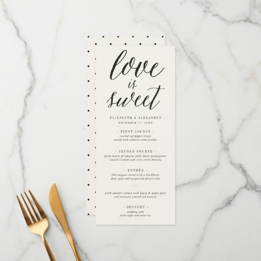 Love is Sweet Calligraphy Script Classic Wedding Menu (Voorkant / Achterkant in situ)
