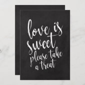 Love is Sweet Chalkboard Wedding Favors Sign Kaart (Voorkant / Achterkant)