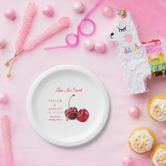 Love is Sweet Cherry Fruit | Weddenschap Papieren Bordje (Feest)