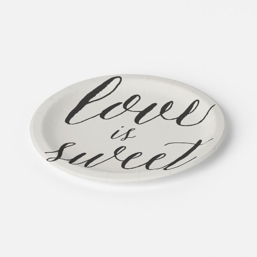 Love is Sweet Classic Script Calligraphy Wedding Papieren Bordje (Gekanteld)