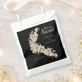 Love is Sweet Dusty Pink Peach Rozen Black Wedding Bedankzakje