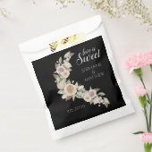 Love is Sweet Dusty Pink Peach Rozen Black Wedding Bedankzakje (Gezegeld)