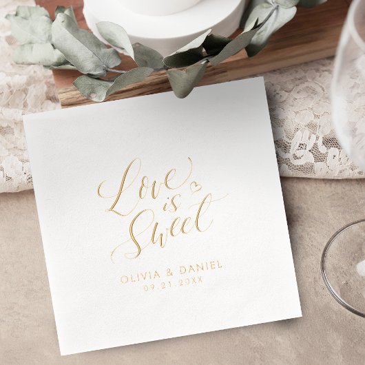 "love is sweet" modern calligraphy wedding folie servetten