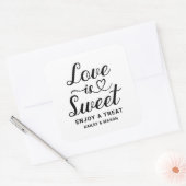 Love is Sweet Modern Heart Script Wedding Vierkante Sticker (Envelop)