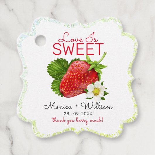Love is Sweet Strawberry Jam Wedding Bedankjes Labels (Voorkant)